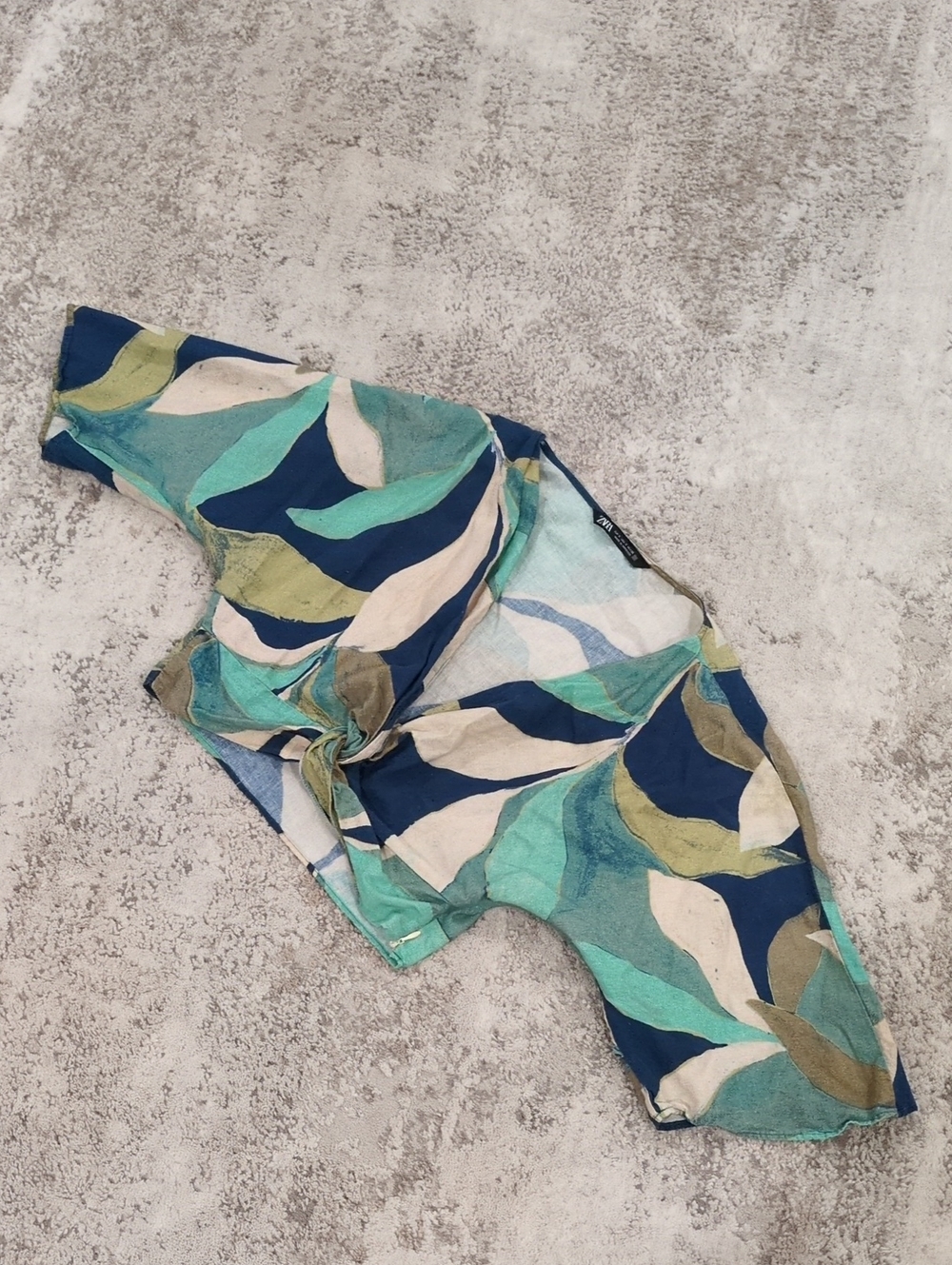 NEW Zara Europe Turquoise Crop Twist-Top